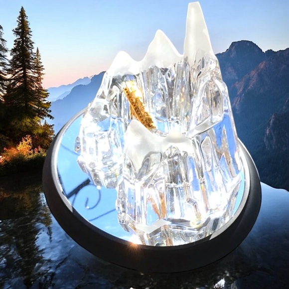 Franklin Mint Crystal Mountain Gold Train w/ Base - Picture 10 of 16